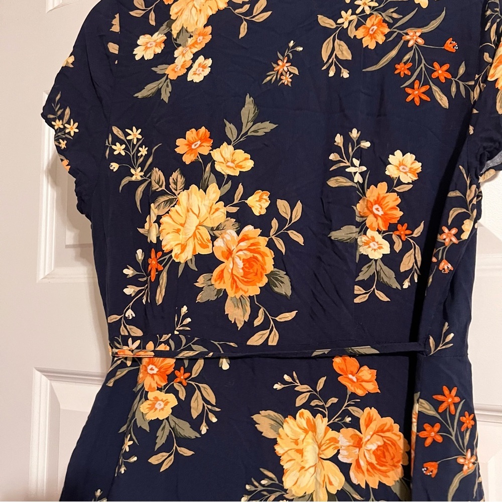 Old Navy Navy and Orange Floral Midi Dress - Picture 5 of 6